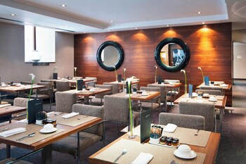 Ac Hotel Recoletos By Marriott