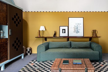 Cowley Manor Experimental