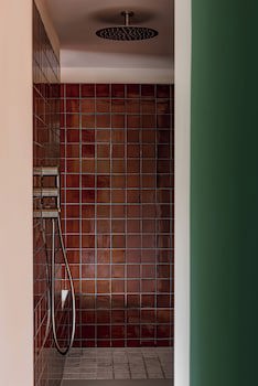 Cowley Manor Experimental