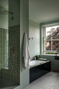 Cowley Manor Experimental
