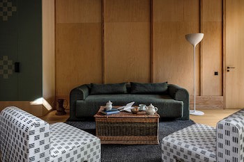 Cowley Manor Experimental