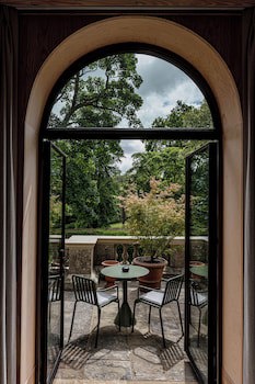 Cowley Manor Experimental