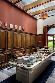 Cowley Manor Experimental