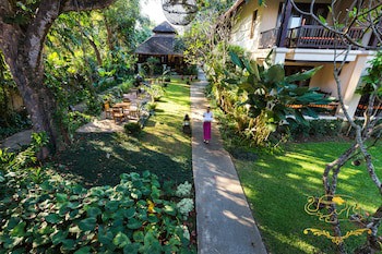 Lanna Dusita Riverside Boutique Resort