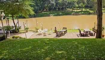 Lanna Dusita Riverside Boutique Resort