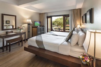 Lanna Dusita Riverside Boutique Resort