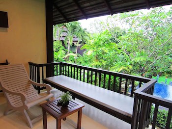 Lanna Dusita Riverside Boutique Resort