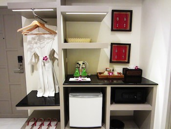 Lanna Dusita Riverside Boutique Resort