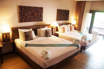 Lanna Dusita Riverside Boutique Resort
