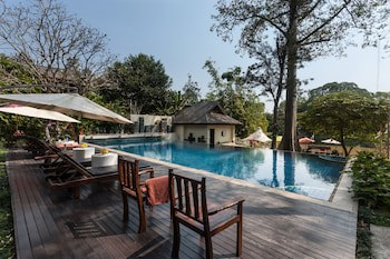 Lanna Dusita Riverside Boutique Resort