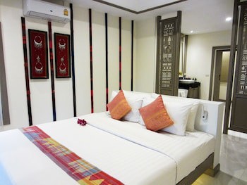Lanna Dusita Riverside Boutique Resort