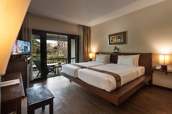 Lanna Dusita Riverside Boutique Resort