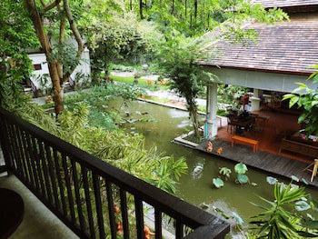 Lanna Dusita Riverside Boutique Resort