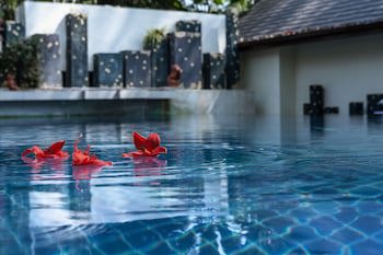 Lanna Dusita Riverside Boutique Resort