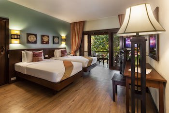 Lanna Dusita Riverside Boutique Resort