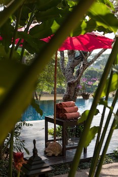 Lanna Dusita Riverside Boutique Resort
