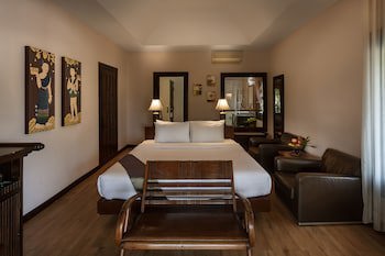 Lanna Dusita Riverside Boutique Resort