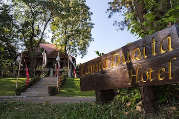 Lanna Dusita Riverside Boutique Resort