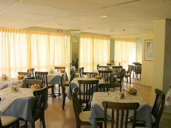 Apollo Hotel