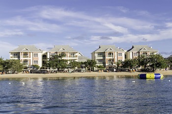 Bay Gardens Beach Resort And Spa
