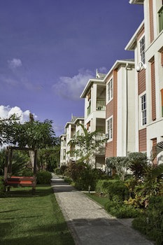 Bay Gardens Beach Resort And Spa