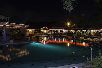 Bay Gardens Beach Resort And Spa