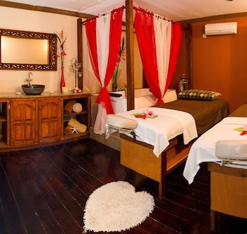 Bay Gardens Beach Resort And Spa