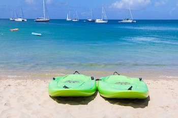 Bay Gardens Beach Resort And Spa