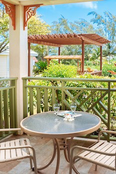 Bay Gardens Beach Resort And Spa