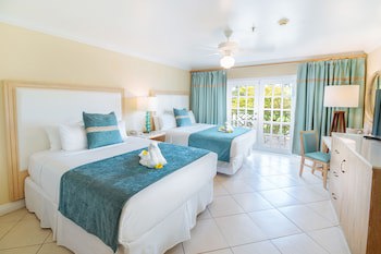 Bay Gardens Beach Resort And Spa