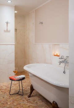 Hotel Leopolis