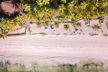 Diani Reef Beach Resort & Spa