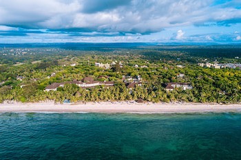 Diani Reef Beach Resort & Spa