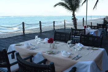 Diani Reef Beach Resort & Spa