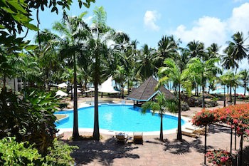 Diani Reef Beach Resort & Spa