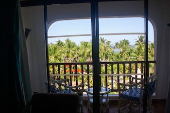 Diani Reef Beach Resort & Spa
