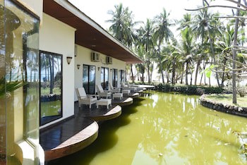 Diani Reef Beach Resort & Spa