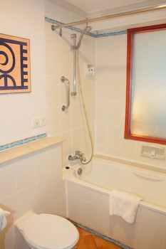 Diani Reef Beach Resort & Spa