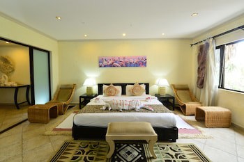 Diani Reef Beach Resort & Spa