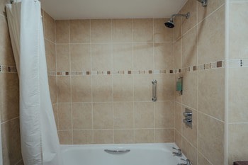Corr's Corner Hotel