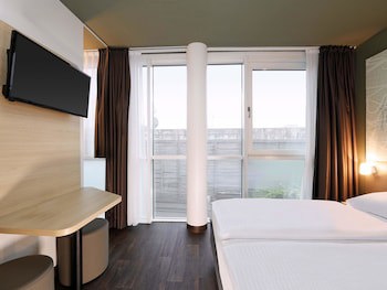 B&B HOTEL Berlin-Mitte fotoğrafı