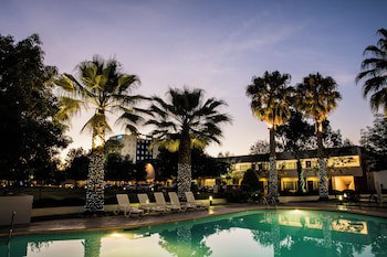 Fiesta Inn San Luis Potosi Glorieta Juarez