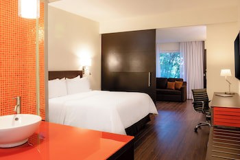 Fiesta Inn San Luis Potosi Glorieta Juarez