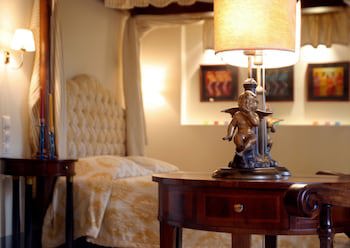 Le Convivial Luxury Suites & Spa