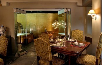 Le Convivial Luxury Suites & Spa