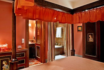 Le Convivial Luxury Suites & Spa