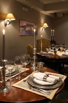 Le Convivial Luxury Suites & Spa