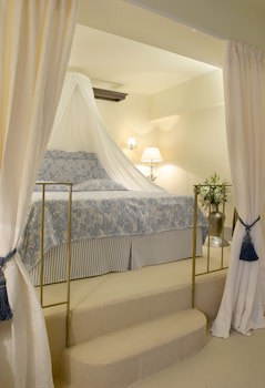 Le Convivial Luxury Suites & Spa