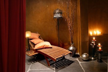 Le Convivial Luxury Suites & Spa