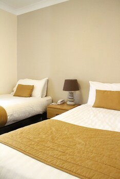 Exeter Court Hotel